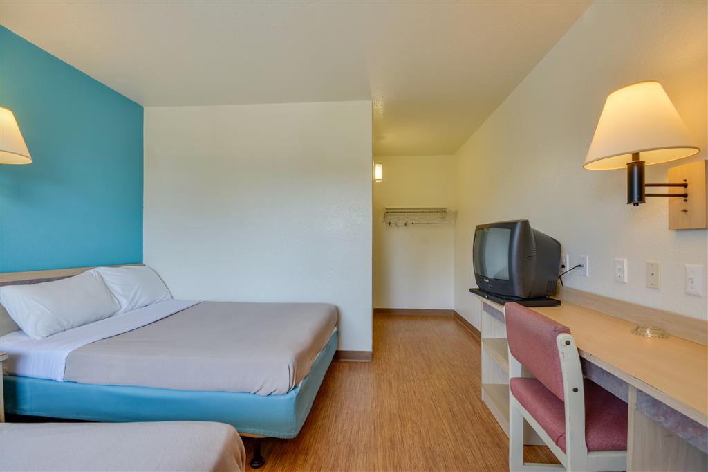 Rodeway Inn Tillmans Corner Kamer foto